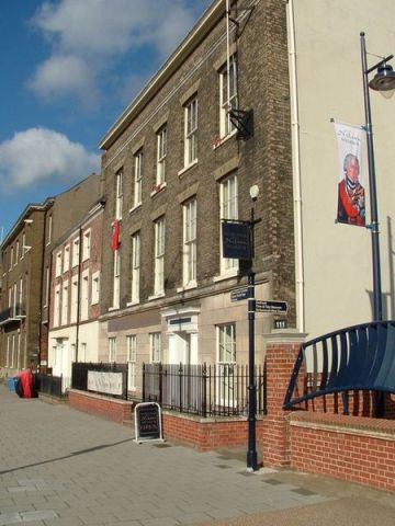 An image of the front of the Nelson Museum, Great Yarmouth